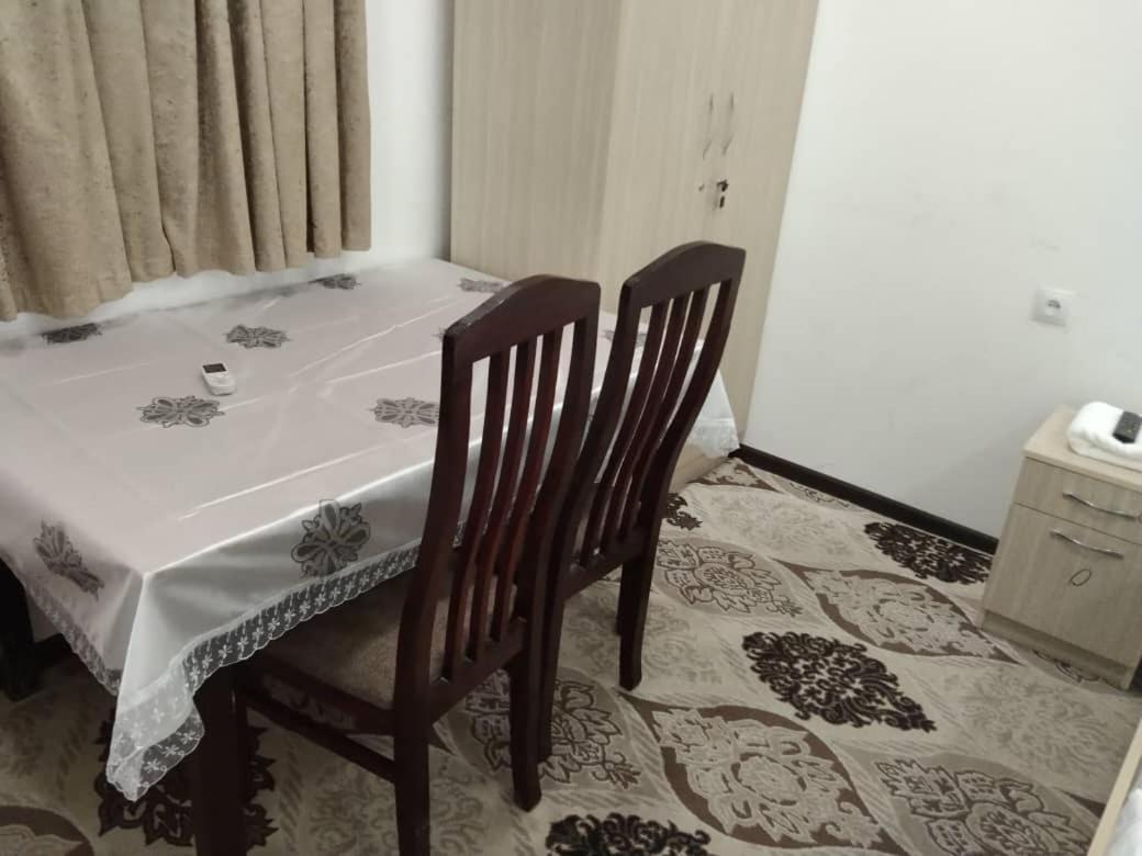 Kamal Hotel Tachkent Extérieur photo